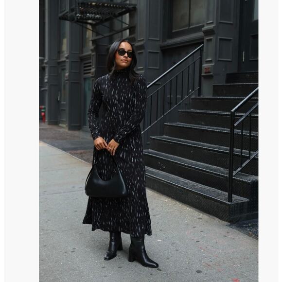 Nordstrom Tyra Black Tall Knee High Boot Sz 9.5 Leather Pull-On Elastic Gore NIB - Picture 3 of 14